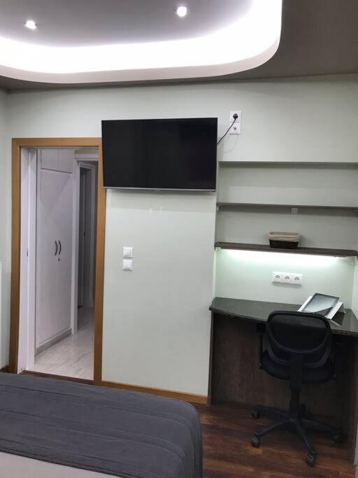 Finer Things Flisvos Beach Condo In Palaio Faliro Athena Bagian luar foto